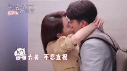女性“分泌物”出现这4种情况，或说明疾病“来袭”，需及时就医